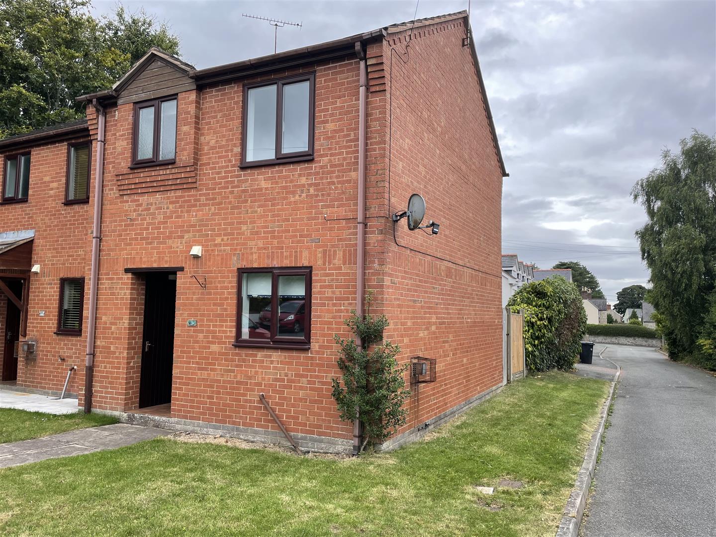 WtxEQ5IeHEmoevMnMilsEQ